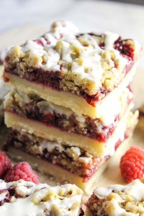 Raspberry Streusel Shortbread Bars Raspberry Dessert Bars, Raspberry Cookie Bars, Raspberry Shortbread Bars, Fresh Raspberry Recipes, Raspberry Crumb Bars, Raspberry Crisp, Raspberry Dessert, Streusel Bars, Raspberry Bars