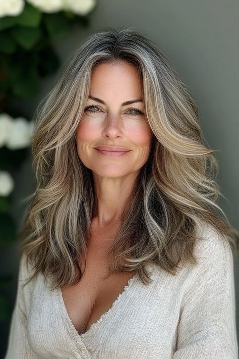 Best Way To Hide Gray Hair, Brown Hair Over 50, Gray Highlights Brown Hair, Brown Hair Going Grey, Grey Brown Hair, Wavy Layered Hair, Gray Highlights, Timeless Hair, Highlights For Brown Hair