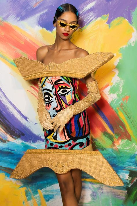 Jeremy Scott Moschino, Runway Magazine, Pop Art Fashion, 2020 Fashion Trends, W Magazine, Jeremy Scott, Fashion Painting, Popular Hairstyles, Milan Fashion Week