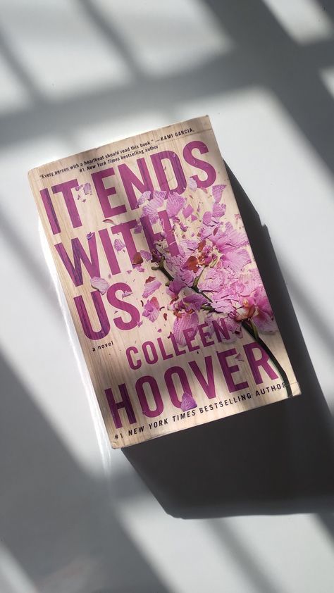 It End With Us Book Aesthetic Photo, It Ends With Us Book Cover, It Ends With Us Book, Colleen Hoover Quotes, Preppy Pfps, Colleen Hoover Books, Bedroom Interiors, Snap Streak Ideas Easy, Handmade Gifts Diy