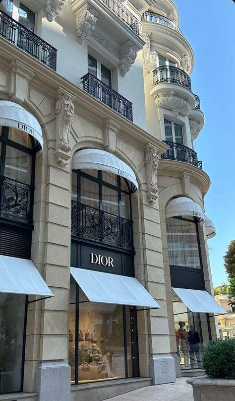 Dior Shop Aesthetic, Dior Store, Beauty Dior, Shop Facade, Nightclub Aesthetic, France Aesthetic, Hotel Room Design, Iphone Wallpaper Hipster, Luxury Aesthetic