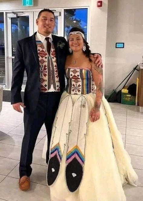 Native American Wedding Traditions, Native American Wedding, Sioux Indian, Native Culture, Native American Decor, Native American Chief, Indigenous Americans, Indigenous Culture, Just Beautiful