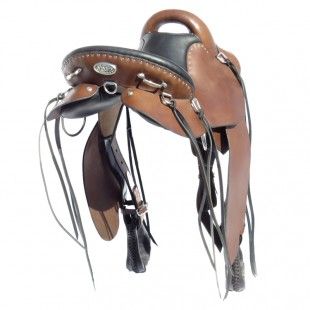 Steele english endurance saddle Horse Show Mom, Endurance Saddles, Equestrian Tack, Wade Saddles, English Saddles, Trail Saddle, Western Horse Saddles, Dream Horse Barns, Vintage Leather Backpack