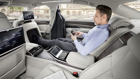 Best Car Interior, Dubai International Airport, Bmw X7, Autonomous Vehicle, Chauffeur Service, Bmw Series, Car Interiors, Audi A8, Luxury Sedan