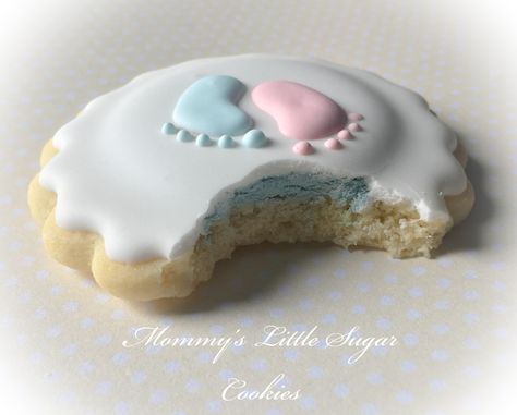 Gender Reveal Iced Cookies, Gender Cookies Reveal, Twin Gender Reveal Cookies, Twin Gender Reveal, Halloween Gender Reveal, Gender Reveal Cookies, Food Decorations, Shower Cookies, Gender Reveal Cake