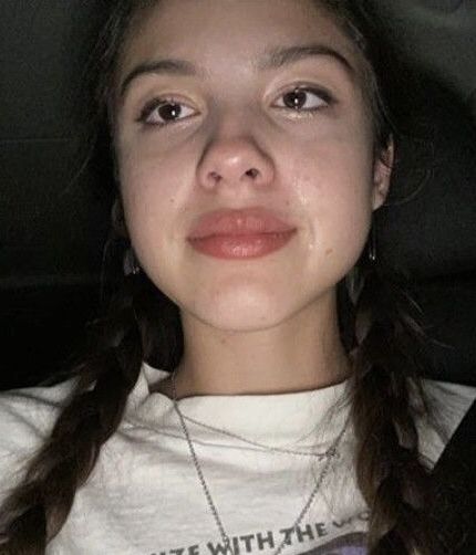 National Gf Day, Olivia + Core + Aesthetic, Estilo Taylor Swift, Mexican Girl, Foto Ideas Instagram, High School Musical, Ex Boyfriend, Fav Celebs, Olivia Rodrigo