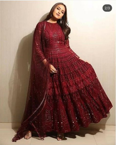 अनारकली सूट, डिजाइनर कपड़े, Designer Anarkali Dresses, Indian Actors, Gaun Fashion, Salwar Kamiz, Designer Anarkali, Indian Gowns Dresses, Sonakshi Sinha