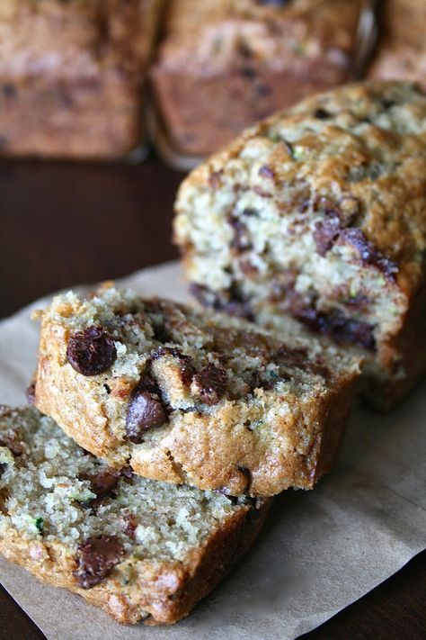 Oregon Transplant: Mini Chocolate Chip Zucchini Loaves Zucchini Loaves, Loaf Ideas, Blueberry Zucchini Muffins, Zucchini Dishes, Blueberry Zucchini, Zucchini Loaf, Chocolate Chip Zucchini Bread, Mini Loaves, 2b Mindset