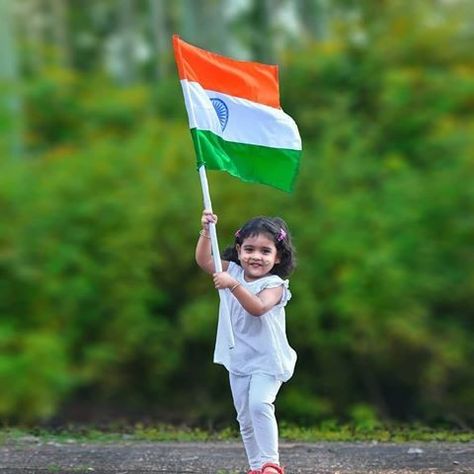 15 august independence day wallpaper hd Tiranga Flag, Independence Day Hd Wallpaper, Independence Day Hd, Indian Flag Colors, Indian Flag Photos, Independence Day Wallpaper, Happy Independence Day Images, Indian Flag Images, Happy Independence Day India