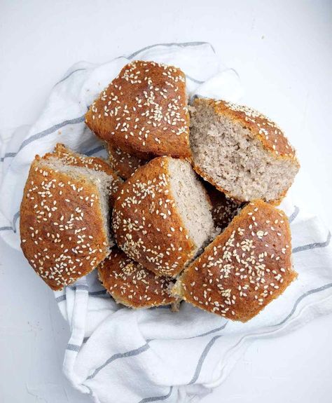 Fluffy Buckwheat Rolls (Gluten-Free) Buckwheat Buns, Buckwheat Rolls, Buckwheat Flour Recipes, Gluten Free Focaccia, Gluten Free Sourdough Starter, Buckwheat Bread, Gluten Free Guide, Buckwheat Groats, Lectin Free