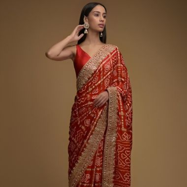 Darbari Sarees Darbari Sarees, Bridal Sarees For Wedding, Bandhani Print, Kalki Fashion, Bridal Lehenga Collection, Designer Kurti Patterns, Fancy Sarees Party Wear, Gotta Patti, Traditional Indian Dress