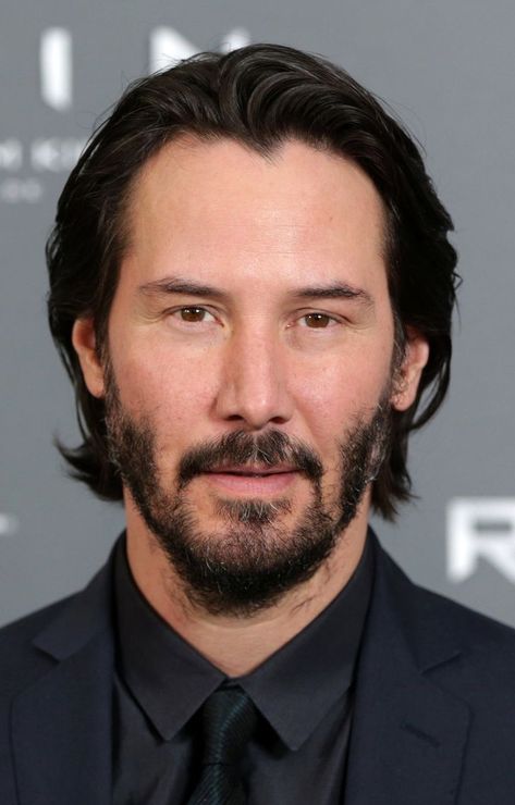 Keanu Reeves Life, Keanu Reeves John Wick, Tv Talk Show, Keanu Charles Reeves, Mens Haircuts Fade, Celebrity Portraits, Baywatch, Emilia Clarke, Fade Haircut