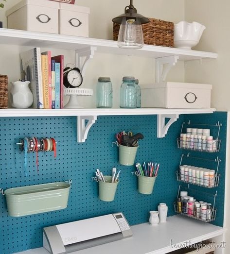 Craft Closet Organization, Peg Boards, Dream Craft Room, Craft Room Design, Office Nook, Scrapbook Room, Ideas Craft, Organization Decor, Office Crafts