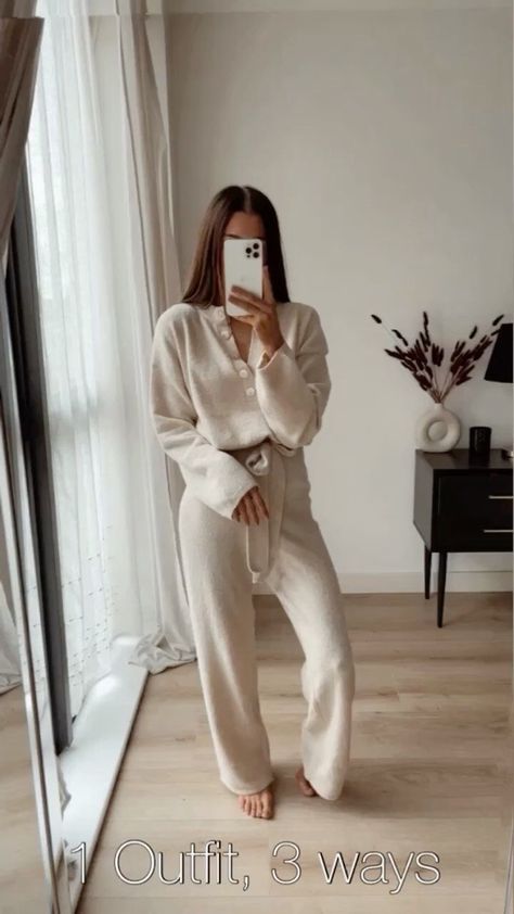 Trendy Lounge Wear Outfit, Chic Loungewear Outfits, Trendy Lounge Wear, Lounge Wear Outfit, Cute Lounge Outfits, Chic Loungewear, Bar Outfits, Lounge Outfits, Cosy Outfit