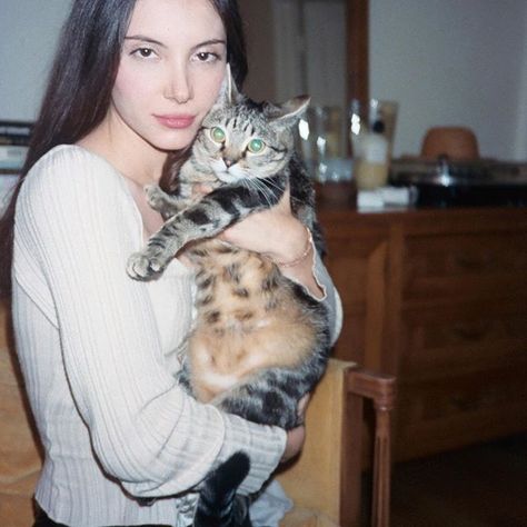 Daphne (@daphheartsit) • Instagram photos and videos The Love Witch Movie, The Love Witch, Samantha Robinson, Old Hollywood Stars, Lace Heart, Witch Aesthetic, Art Model, My Vibe, Picture Perfect