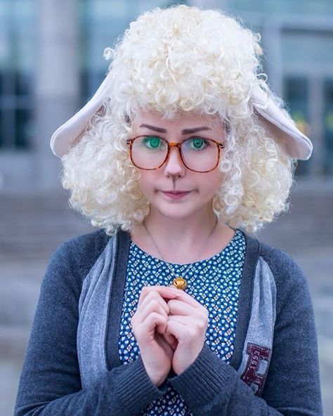 See this Instagram photo by @anna_berten • 5,496 likes Zootopia Costume, Sheep Costumes, Blonde Afro, Band Photoshoot, Costume Carnaval, Disco 70s, Afro Wig, Disco Style, Pastel Grunge