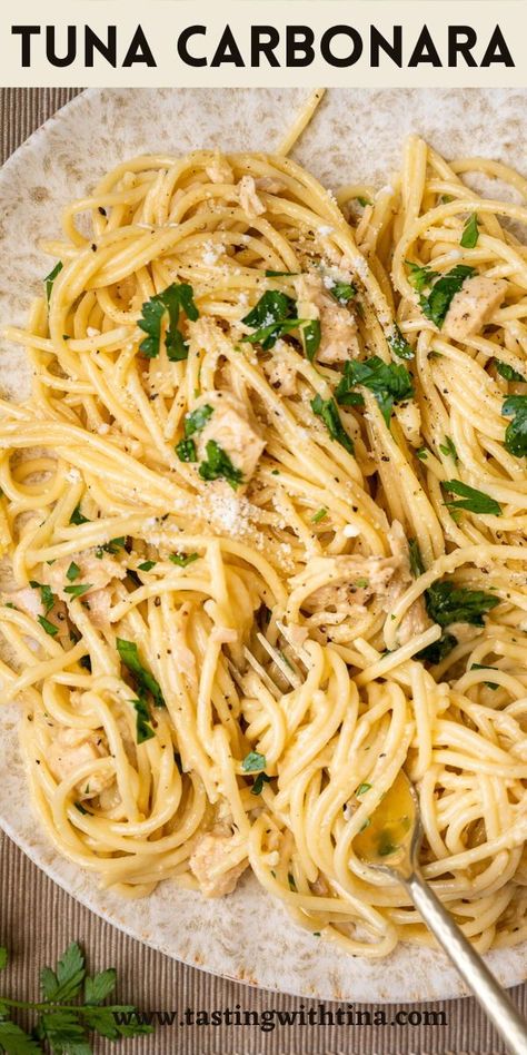 Tuna And Spaghetti Recipes, Flaked Tuna Recipes, Tuna With Spaghetti Noodles, Tuna Spagetti Recipe, Tuna Linguine Recipe, Tuna Alfredo Pasta, Tuna Filet Recipes, Tuna Pasta Recipes, Carbonara Pasta For One