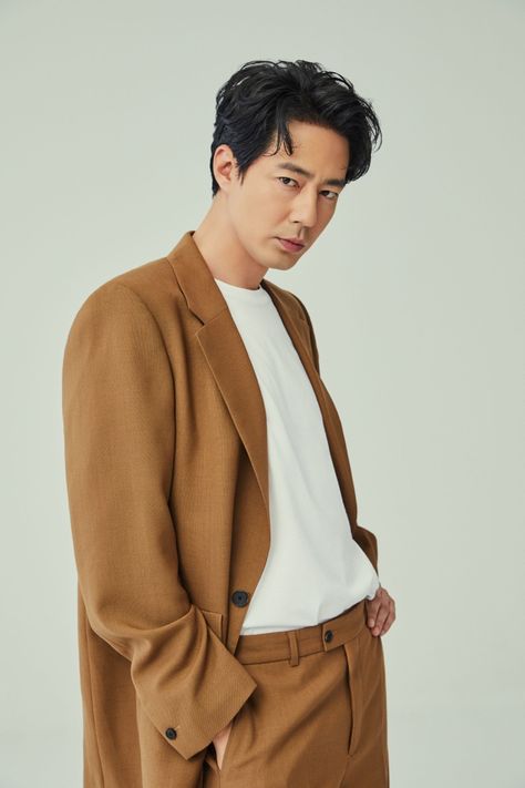 Zo In Sung Wallpaper, Moving Wallpaper, Jung Woo Sung, Jo In Sung, Woo Sung, Couple Romance, Korean Drama Movies, Business Portrait, American English