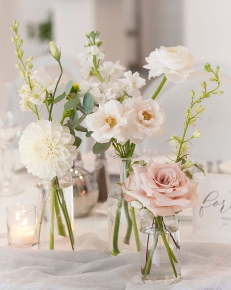 Peony In Bud Vase, White Roses In Bud Vases Wedding, Diy Small Centerpieces, Dusty Rose Bud Vases Wedding, White And Blush Centerpieces Wedding, Bud Vase Arrangements Wedding, Bud Vase Head Table, Dried Flower Bud Vases Wedding, Ceremony Table Flowers