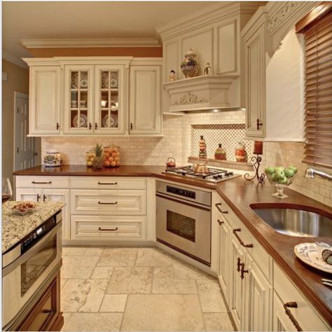 Efficient Kitchen Design, Corner Stove, Small Kitchen Design, Corner Kitchen, Country Kitchen Designs, Limestone Tile, Tile Kitchen, Kitchen Corner, Kitchen Views