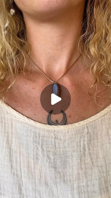 Jai Yen on Instagram: "Making a simple macrame necklace with this dreamy Moonstone 🌙✨ Sometimes less is more, and macrame jewellery doesn’t always need to be extra to be beautiful! This design is perfect for everyday wear, and also perfect for beginners wanting to learn how to make their own macrame necklace! Want to see more like this? Less us know in the comments 🫶🏼 ❊ Jewelry for the free spirits & Bohemian souls ☼ Handmade with love and Island days in mind ➳ Shipping worldwide from Thailand ❖ Visit www.jaiyen.store to shop now Follow @jai.yen_ for special offers & new creations! ☼ ☽ . . . #macramenecklace #macrametutorial #jewelrytutorial #handmadejewelry #jewelrymaking #handmadenecklace #handmadejewelrydesign"