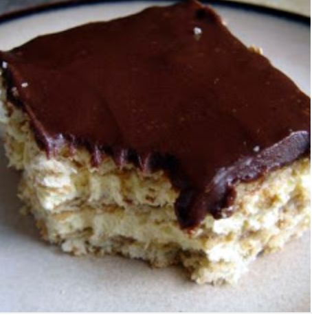 chocolate eclair dessert Eclair Dessert, Chocolate Eclair Dessert, Eclairs Dessert, Chocolate Eclair Cake, Eclair Cake, Chocolate Eclair, A Piece Of Cake, Think Food, Köstliche Desserts