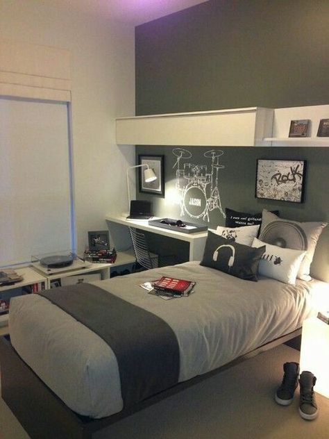 Affordable Bedroom Decor, Cool Boys Bedroom Ideas, Cool Bedrooms For Boys, Bedroom Design Diy, Teenage Room Decor, Teenager Bedroom Boy, Teenage Boy Room, Affordable Bedroom, Boy Bedroom Design