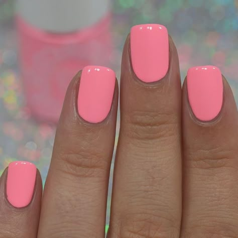 pink 💕🌸🌺 | Simple nails, Gel nails, Nail colors Unghie Sfumate, Valley Girl, Nail Art Trends, Her Nails, Cute Gel Nails, Spring Nail Art, Short Acrylic Nails Designs, Pink Nail, Spring Nail