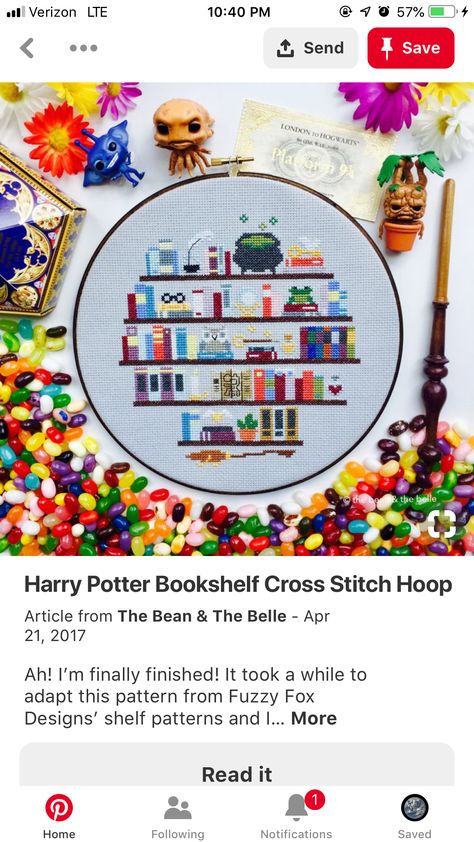 Harry Potter Cross Stitch Pattern, Cross Stitch Harry Potter, Geeky Cross Stitch, Mochila Crochet, Cross Stitch Hoop, Harry Potter Gryffindor, Diy Cross, Stitch Book, Diy Cross Stitch