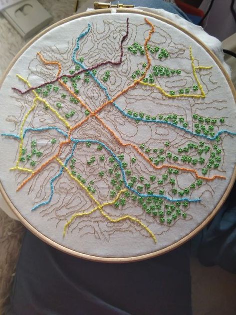 Embroidery Maps Ideas, Map Embroidery Ideas, Embroidered Map, Map Embroidery, Embroidery Map, Map Cross Stitch, Hoop Wall Art, Quilt Embroidery, Welcome Embroidery