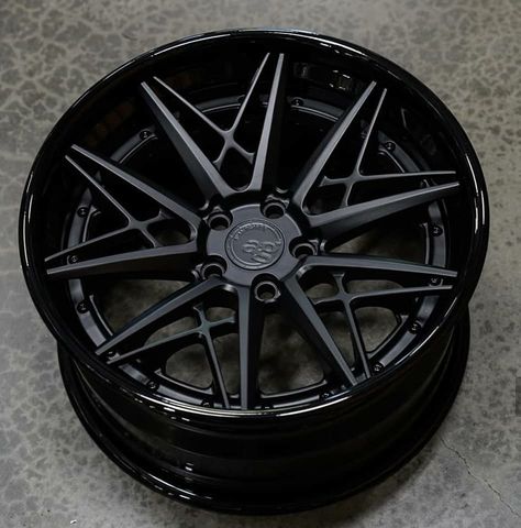 Cool Rims For Cars, Black Rims Car, Black Rims Truck, 22 Inch Rims, Custom Wheels Cars, Truck Rims, Kia Stinger, Montero Sport, Rims And Tires