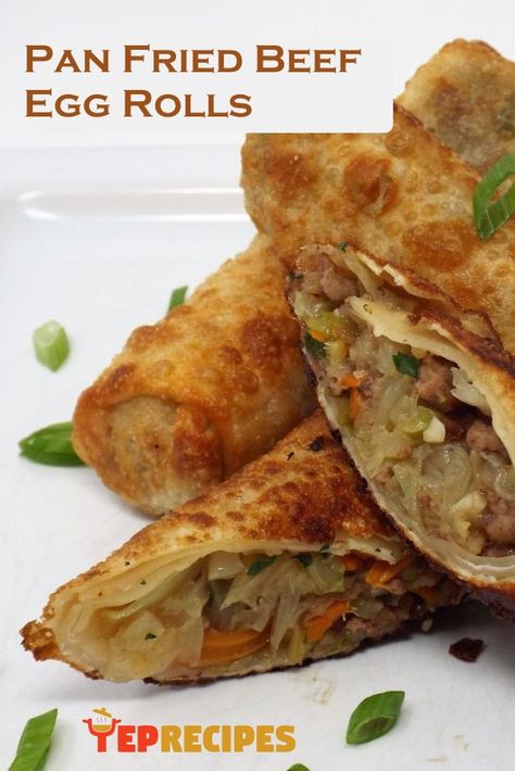 Ground Beef Egg Rolls, Beef Egg Rolls, Homemade Ground Beef, Egg Rolls Recipe, Homemade Egg Rolls, Ground Beef And Cabbage, Crispy Egg, Chinese Chicken Recipes, Garlic And Ginger