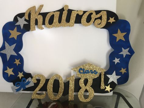 Graduation photobooth frame Photobooth Design Ideas, Frame Photobooth, Photobooth Design, Photobooth Frame, Graduation Banner, Photo Booth Frame, Diy Creative Crafts, Blue Frames, Diy Creative