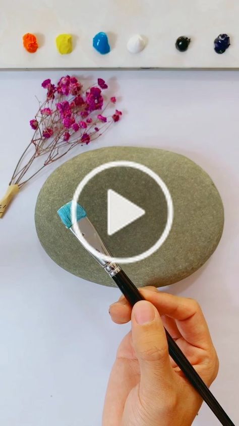 Rock Painting Tutorial, Wall Art Diy Paint, Stone Art Painting, Art & Craft Paint, Shower Tile Designs, Rock Painting Designs, Diy Projects On A Budget, Rock Painting Art, Front Yard Landscaping Design