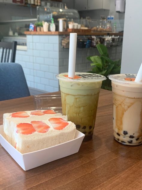 Boba Barista Aesthetic, Boba Cafe Aesthetic, Boba Date Aesthetic, Boba Date, Boba Shop Aesthetic, Boba Shop, Boba Tea Aesthetic, Boba Aesthetic, Bubble Tea Boba