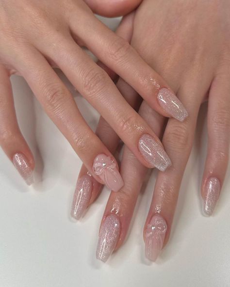 Jelly Nails Are Making a Comeback For Spring Mermaid Nails Design Simple, Colorado Nails, Pink Mermaid Nails, Nyc Nails, Ballet Nails, Velvet Nails, Milky Nails, Nagel Tips, Coffin Press On Nails