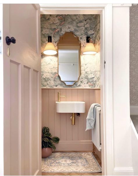 6 Styles of wood wall panelling - Greenbank Interiors Bathrooms Styles, Toilet Renovation, Wood Wall Panelling, Guest Wc, Downstairs Wc, Wc Ideas, Small Downstairs Toilet, Cloakroom Toilet, Downstairs Cloakroom