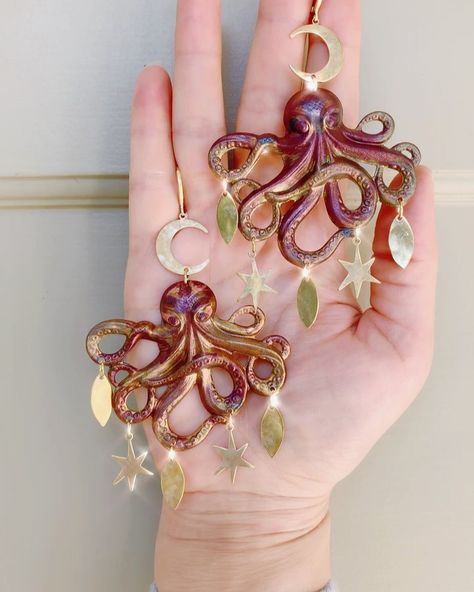 Octopus Earrings Clay, Octopus Earrings, Octopus Jewelry, Dragon Earrings, Play Clay, Polymer Jewelry, Funky Jewelry, Clay Flowers, Polymer Clay Projects