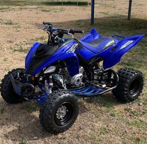 Dirt Bike Riding Gear, Best Off Road Vehicles, Bike Humor, Atv Four Wheelers, Atv Motocross, Face Gear, Four Wheeler, Cool Dirt Bikes, Motorcross Bike