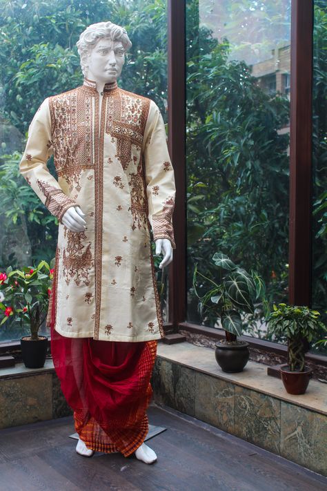 Panjabi For Men Bengali, Dhuti Panjabi, Panjabi For Men, Indian Wedding Suits Men, Wedding Dresses Men Indian, Groom Photoshoot, Gents Kurta, Indian Men, Men's Ethnic Wear