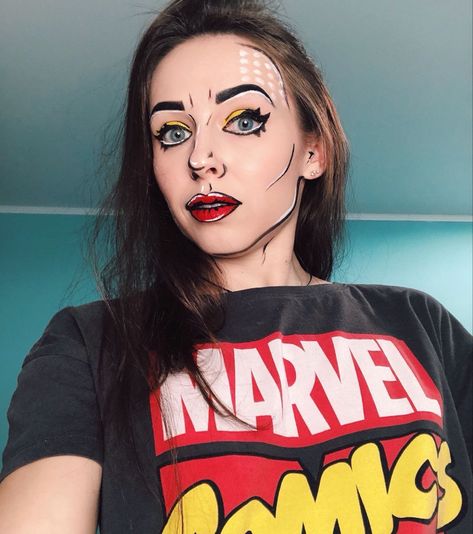 Comic Book Character Makeup, Comic Costumes Pop Art, Comic Style Makeup, Comic Book Face Paint, Pop Art Face Makeup, Pop Art Costume Outfit, Comic Makeup Pop Art, Comics Makeup Pop Art, Pop Art Makeup Ideas