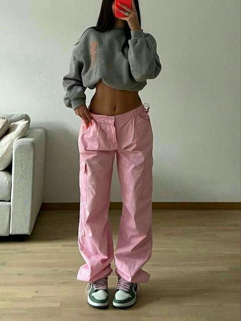 Outfit Ideas Streetwear, Maria Rose, Look Rose, Latina Fashion Outfits, Stylish Summer Outfits, Streetwear Fashion Women, Mode Inspo, Baddie Outfits Casual, Teenage Fashion Outfits