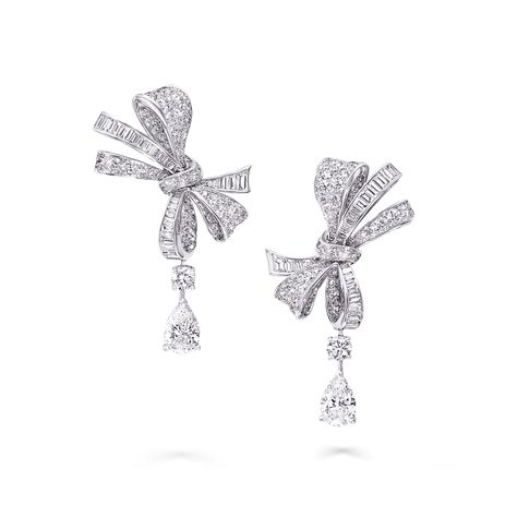 Graff Earrings, Bow Earring, Diamond Bows, Bow Ring, Daily Jewelry, Bow Jewelry, Bow Earrings, Trends 2022, Diamond Drop Earrings