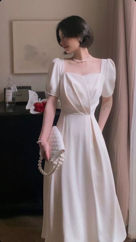 Simple Spring Dress, Dresses To Wear To A Graduation, Korean Gown Prom, Korean Simple Dress, Korean Wedding Dress Elegant, Modest Dresses Casual Classy, Korean Evening Dress, Dizain Dress, Korean Wedding Dress Simple