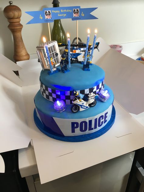 Cumpleaños de deybel Birthday Cake Police Theme, Police Themed Birthday Cake, Police Birthday Party Cake, Lego Police Birthday Cake, Police Cake Ideas Birthday, Police Cake Design, Police Themed Cake, Lego City Cakes, Police Car Cake