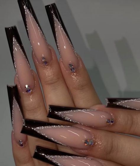 Long Coffin Acrylic Nails Black, Fancy Black Nails Classy, Black Nails With Rhinestones Coffin, Red And Black Graduation Nails, Graduation Nails Acrylic Black, Black Birthday Nail Designs, Black V French Tip Nails, Square And Stiletto Nails Together, 2023 Graduation Nails