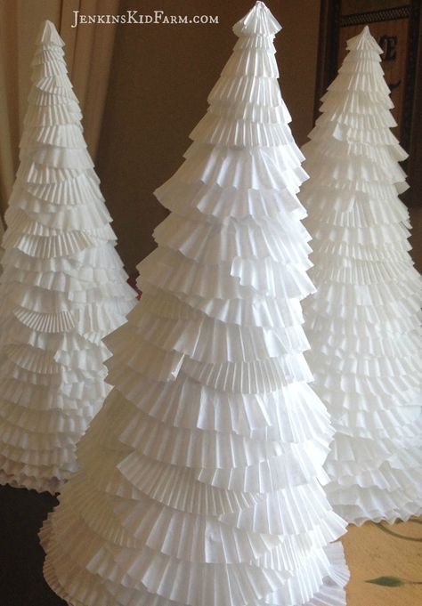 Winter Wonderland Tree, Winter Wonderland Centerpieces, Burlap Centerpieces, Winter Wonderland Christmas Party, Church Christmas Party, White Christmas Party, Ward Christmas Party, Wonderland Party Decorations, Snow Party