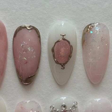 Portal Nails, Portals Nails, Melanie Nails, Nail Pink, Trilogy Tour, Fake Nails Designs, Nail Stuff, Nail Sets, Nail Idea