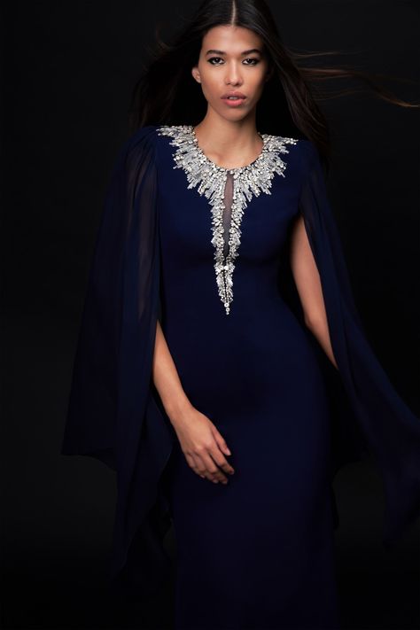 Jenny Packham Dresses 2023, Midnight Blue Gown, Flame Lily, Jenny Packham Dresses, Spring 2023 Ready To Wear, Classic Names, 2023 Ready To Wear, Abaya Designs, فستان سهرة