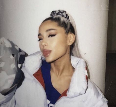 Sweetener Era, Ariana Grande Sweetener, Ariana Grande Cute, Ariana Grande Wallpaper, Ariana Grande Photos, Ariana Grande Pictures, Ariana G, Cat Valentine, Billboard Music Awards